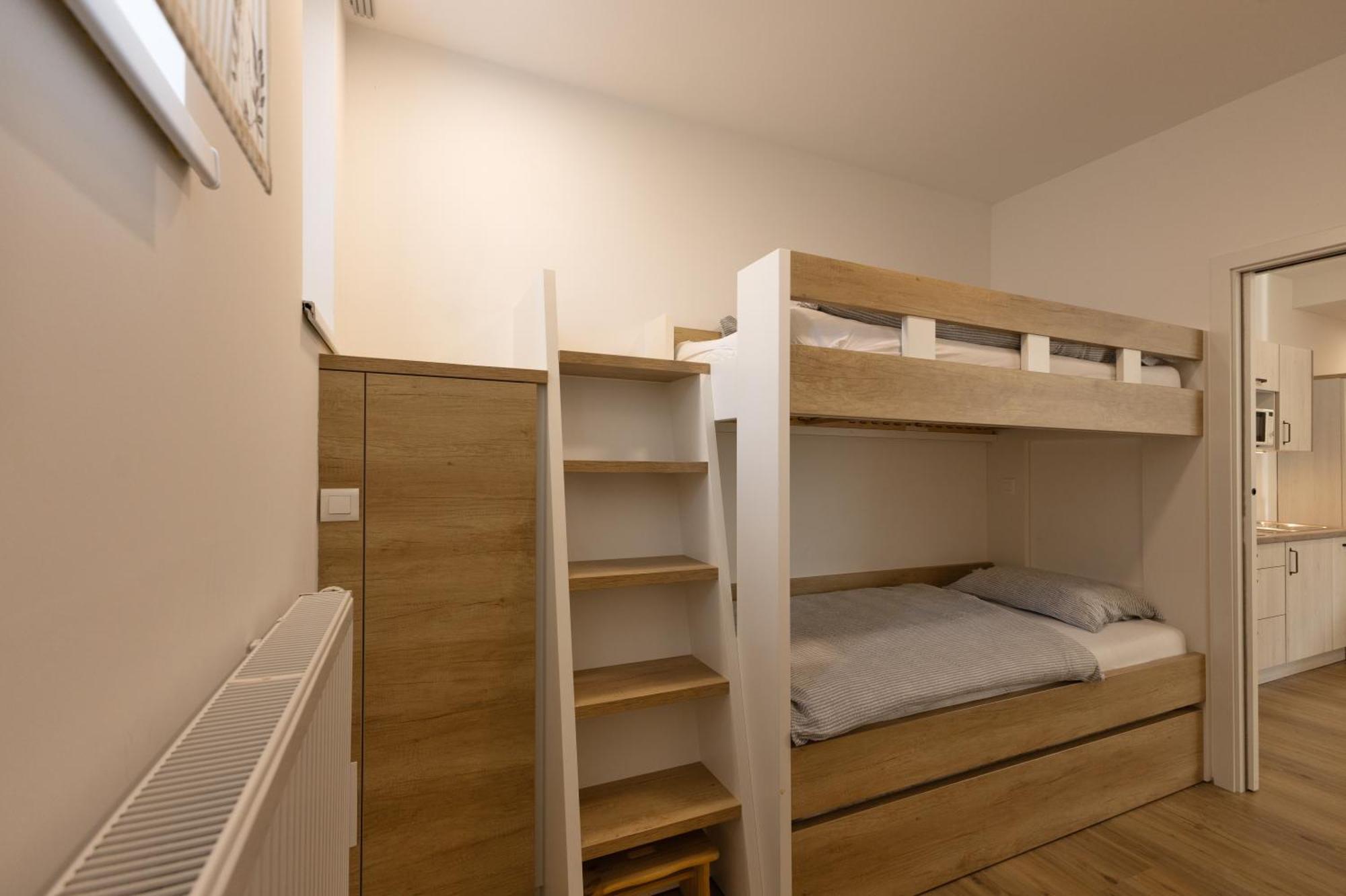 Apartmaji "La Vie Est Belle" Краньска Гора Экстерьер фото